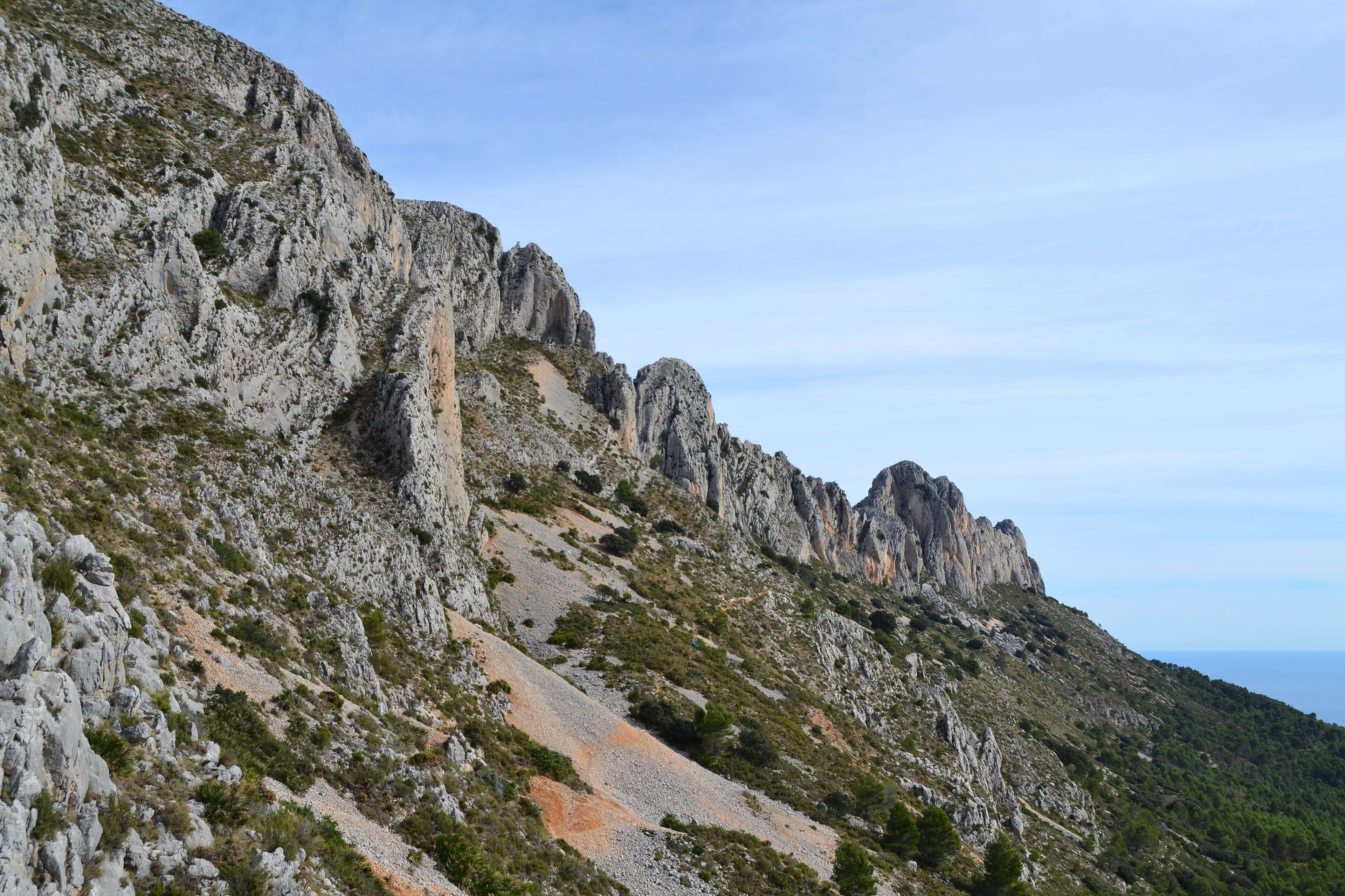 Vertiente sur de la Serra de Bèrnia